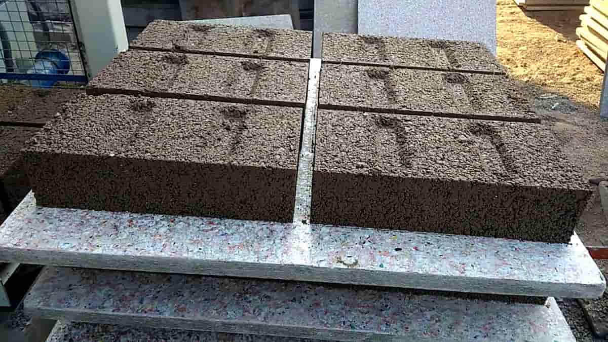 Fly Ash Brick in Kolkata; Contains High Percentage Heavy Metal Oxides