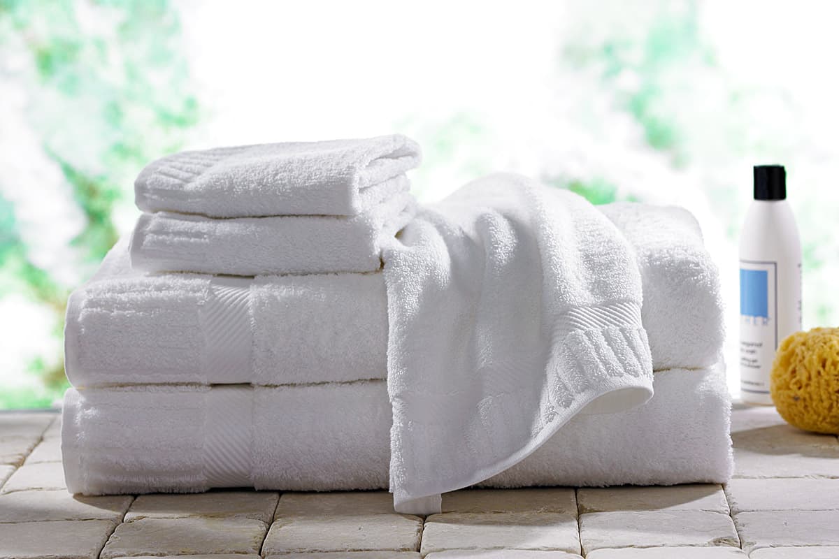 White Towel in Nigeria; Thick Soft Bright Shiny 3 Types Cloth Wool Paper