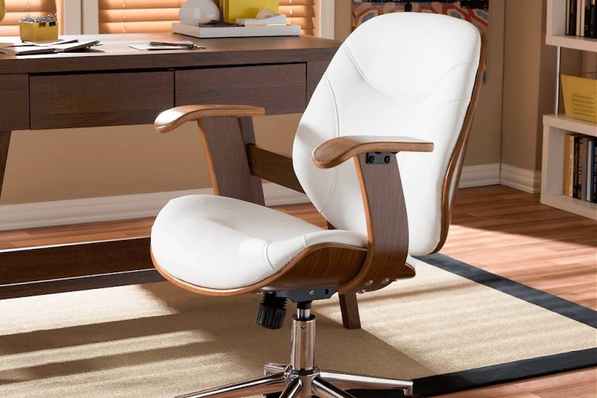 Boss Chair in Pakistan; Modern Classic Styles Ergonomic High Quality Durable Woods