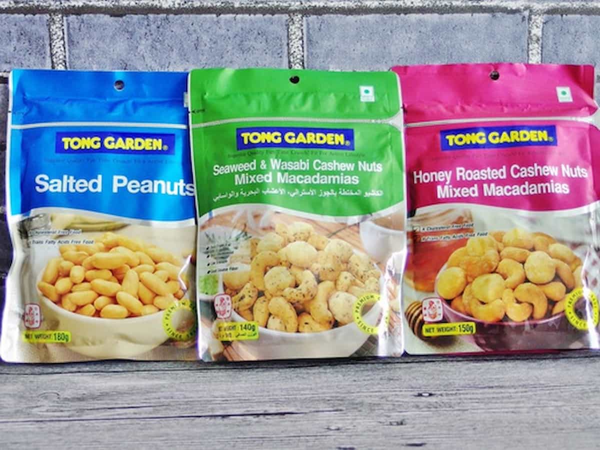 Tong Garden Salted Peanuts; Contains Sodium Potassium Carbohydrate Fiber Protein