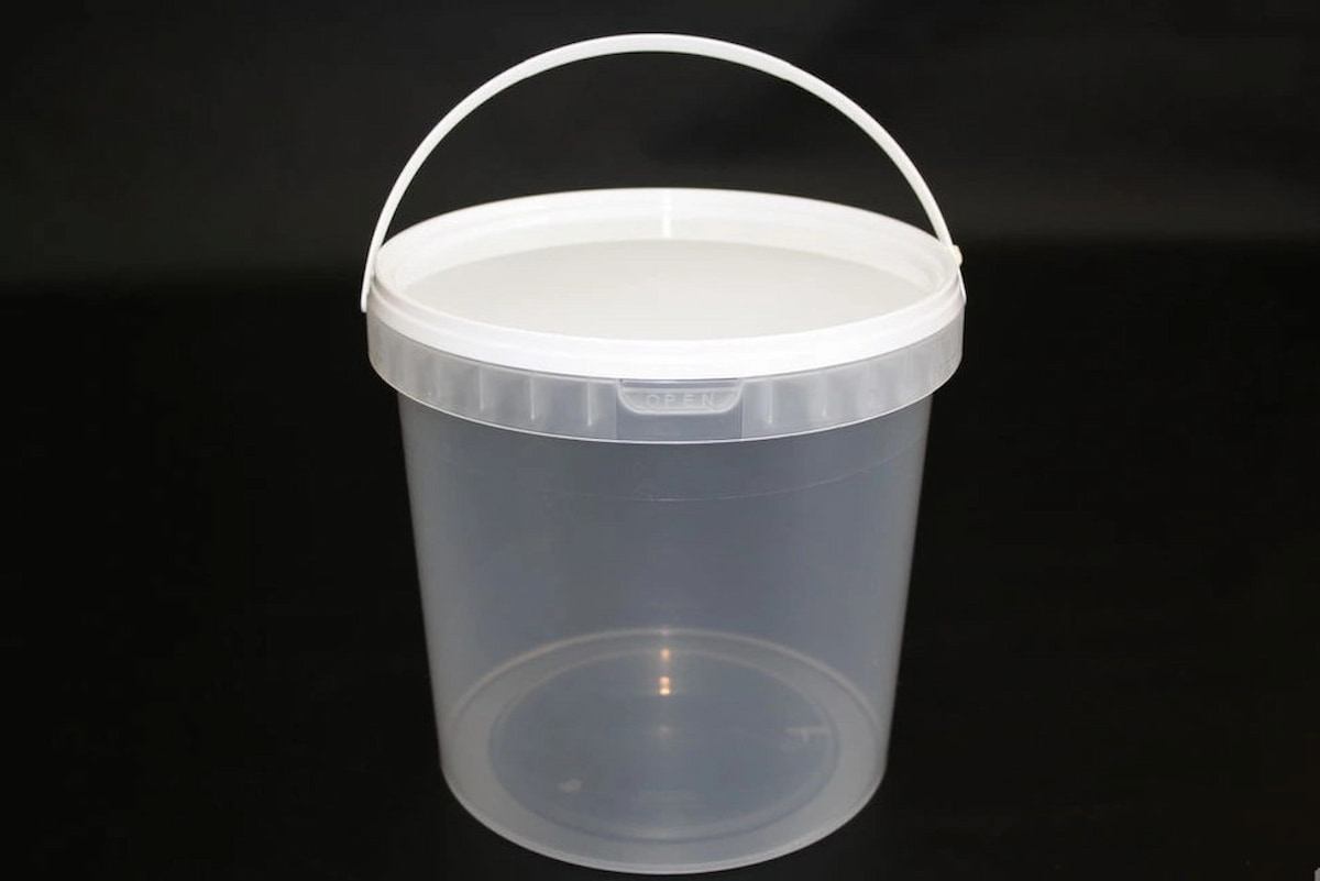 Transparent Plastic Bucket; Lightweight Resistant 60 °C Tolerate (Acids Alkalis Impervious)