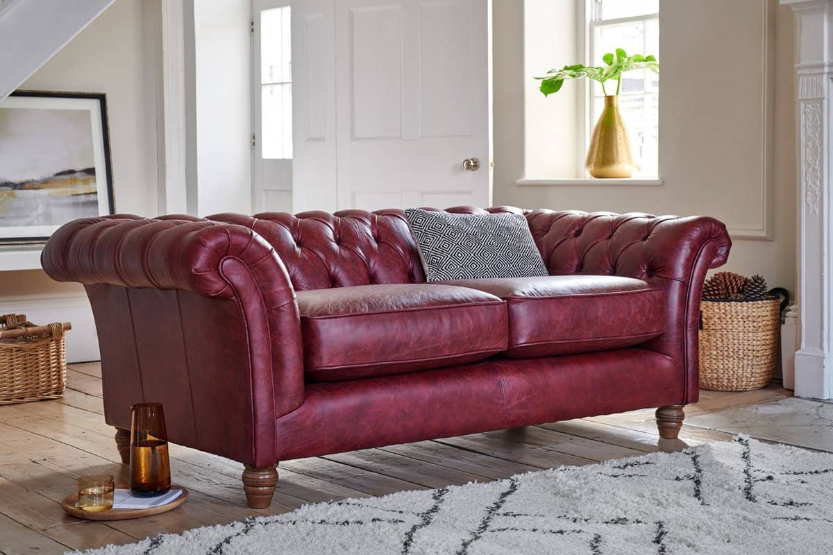 Chesterfield Sofa in Lebanon; Comfortable Buttoned Couch 3 Decoration Modern Classic Traditional