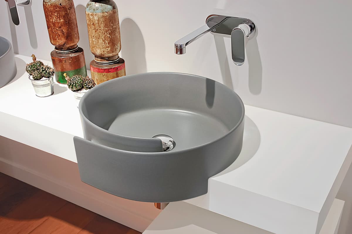 Ceramic Wash Basin in Kerala; Durable Clay Made Scratches Resistance Easy Clean