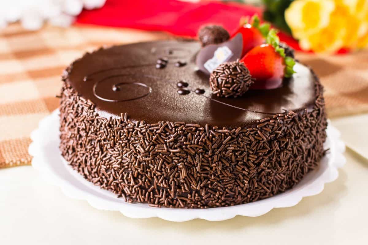 Choco Oreo Bunny Cake- Half Kg - Buy, Send & Order Online Delivery In India  - Cake2homes