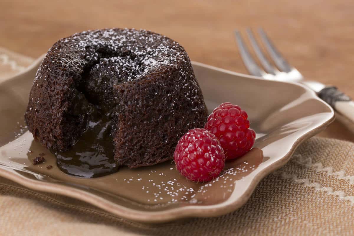 Choco lava cake was a favourite among lovebirds on Valentine's Day: Survey  - Hindustan Times