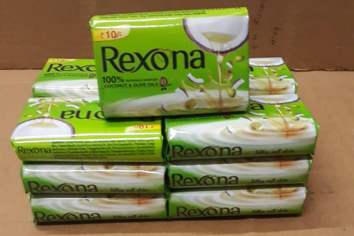 Rexona Soap in Pakistan; Cheap Convenient Effective Moisturizing Properties Remove Pimple