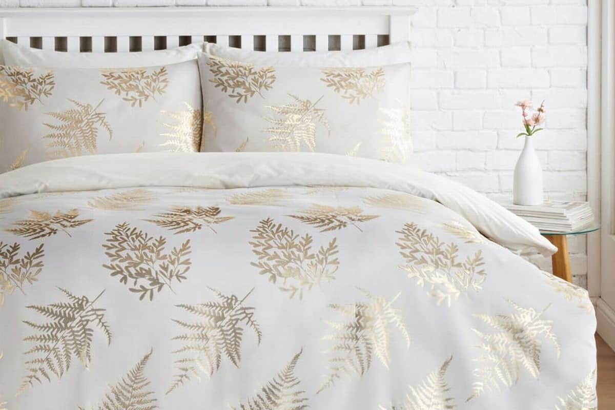 Matalan Bedspread; Cotton Polyester Silk Velvet Material 4 Size Twin Full Queen King