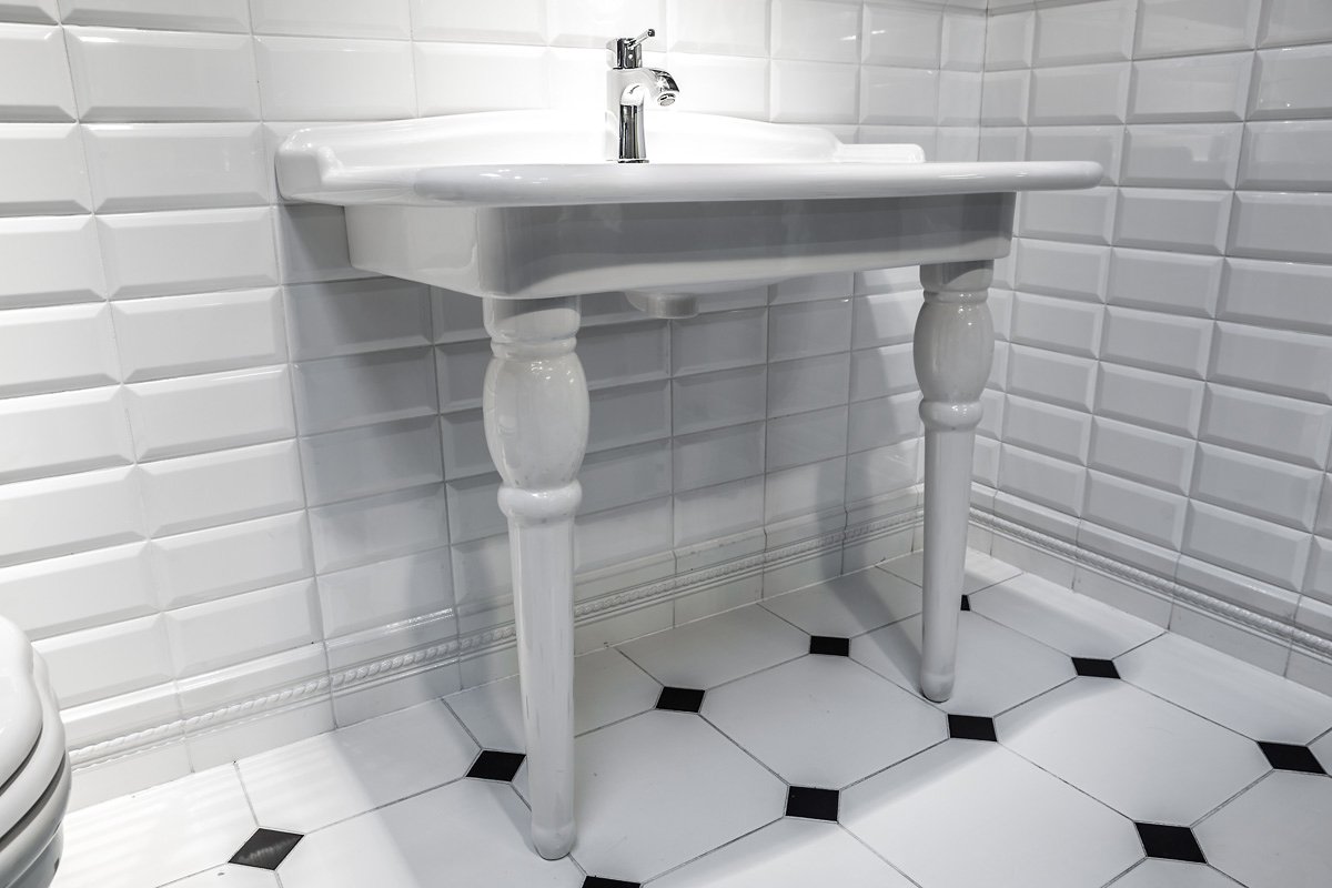 10X10 White Ceramic Tiles; Kaolin Silica Quartz Content Detergents Pressure Resistant