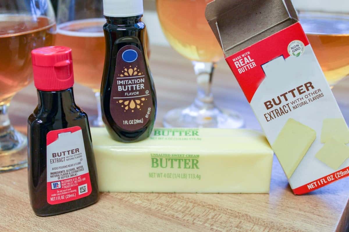 Butter Flavor Extract; Liquid Powder Forms Golden Color Rich Aroma