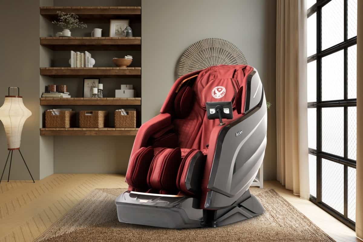 Body Massage Chair in Delhi; Brown Milky Color Leather Material Reducing Chronic Pains