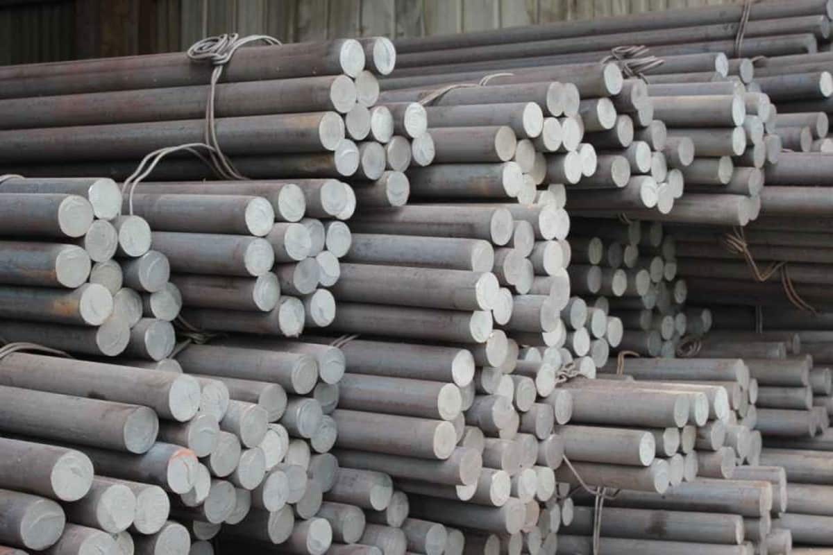 Q235 Steel Bar; Iron Carbon 3 Shapes Square Round Flat