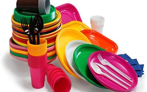 Benda Yang Terbuat Dari Plastik Is a Booming Business.