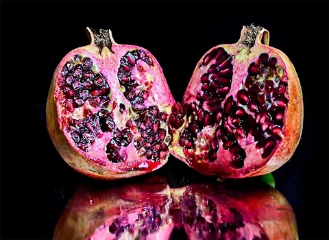 Black Seed Pomegranates with Complete Explanations and Familiarization
