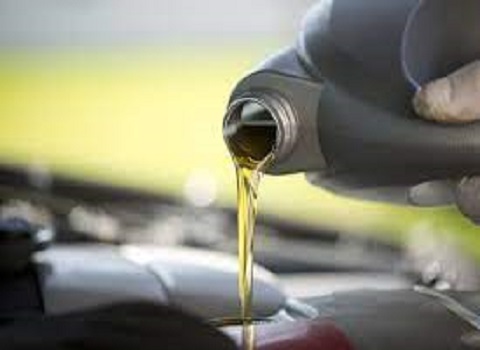 The Price of Bulk Purchase of engine oil is Cheap and Reasonable