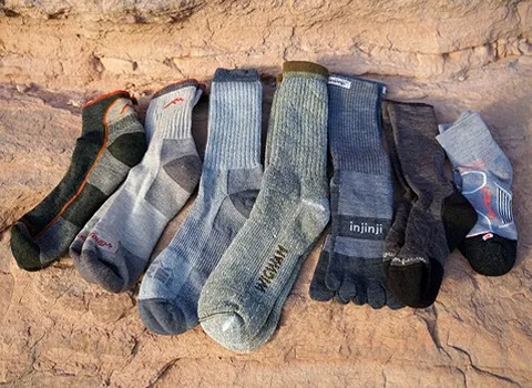 Hiking socks with Complete Explanations and Familiarization