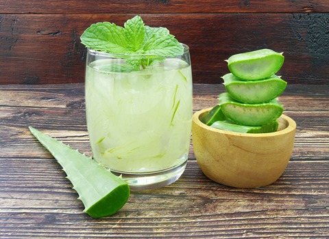 Aloe vera Juice with Complete Explanations and Familiarization