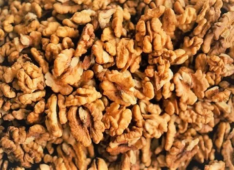 The price of buying fresh walnuts + sales in trade and export