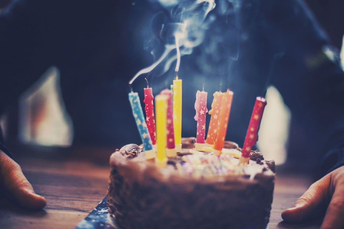 birthday bomb cake
