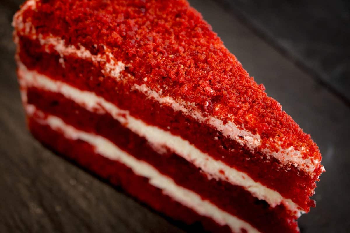 red velvet cake design