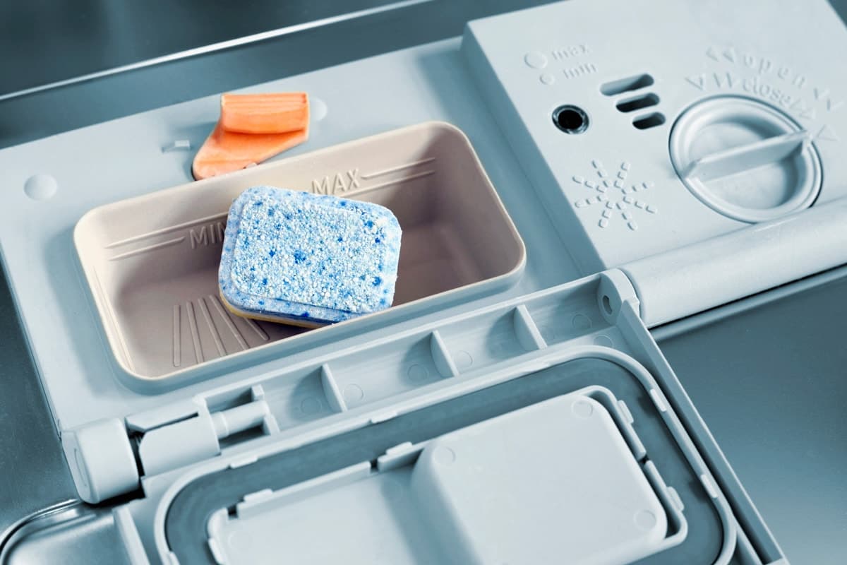 dishwashing detergent