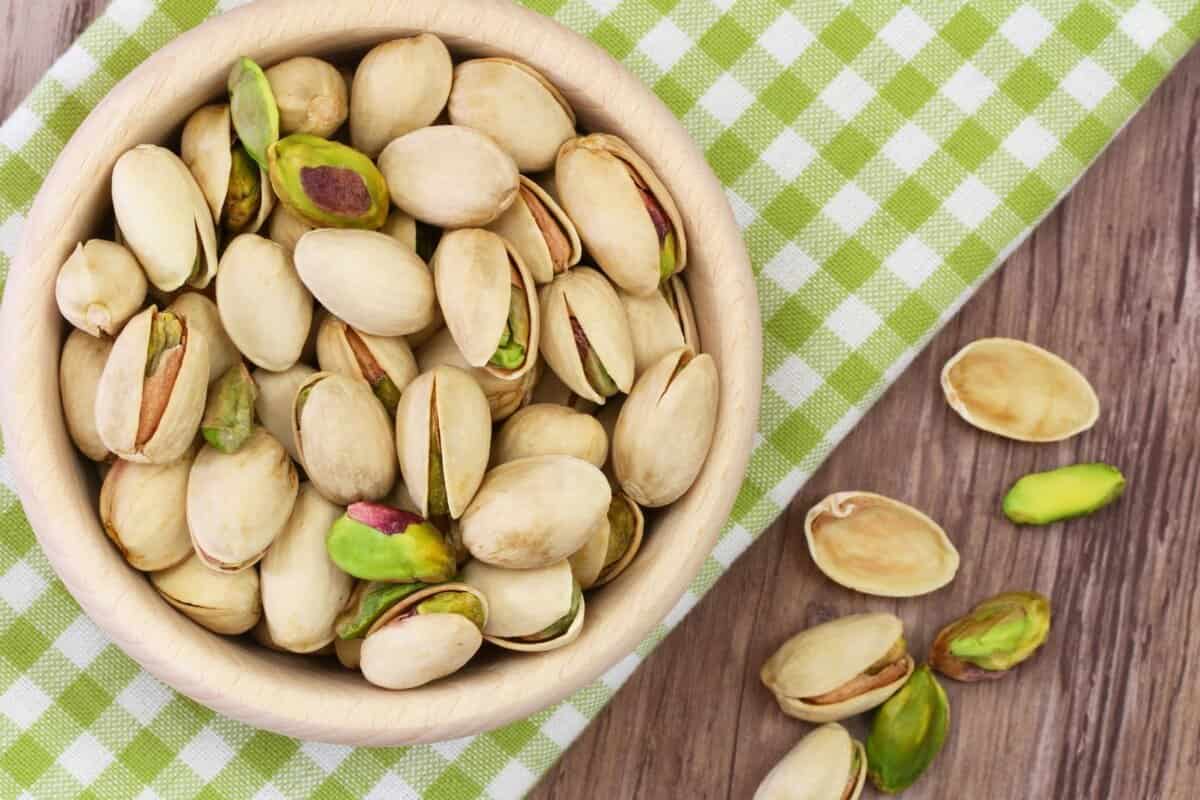 raw iranian pistachios
