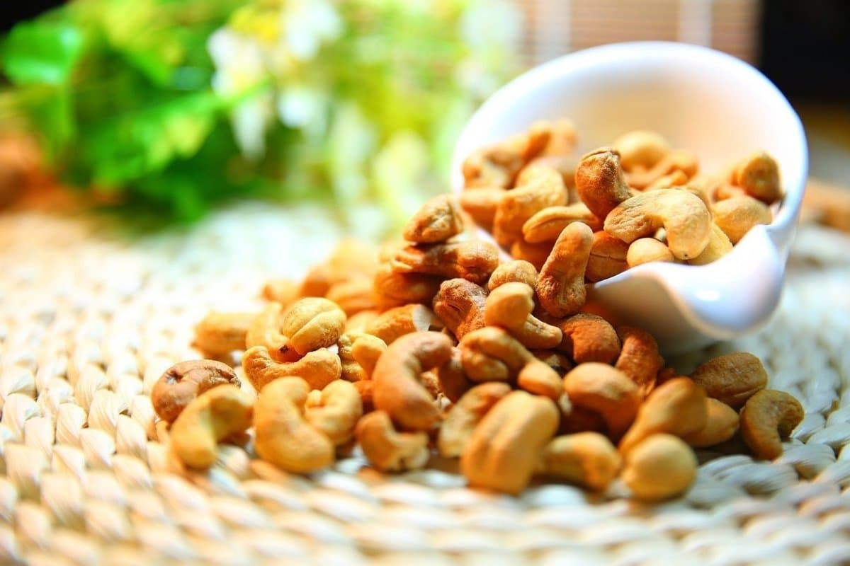 roasted cashews nutrition