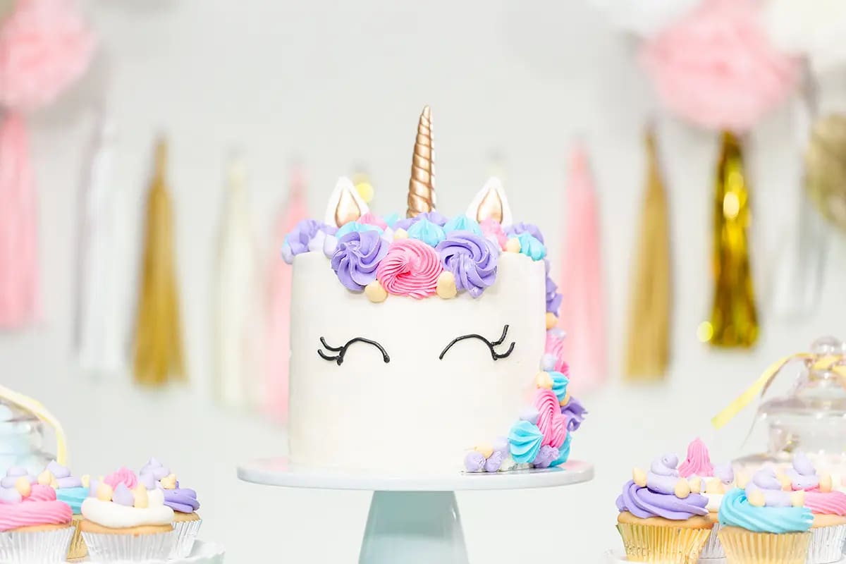 unicorn birthday cakes