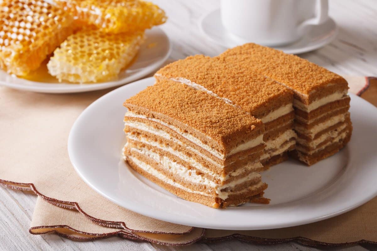 honey almond cake