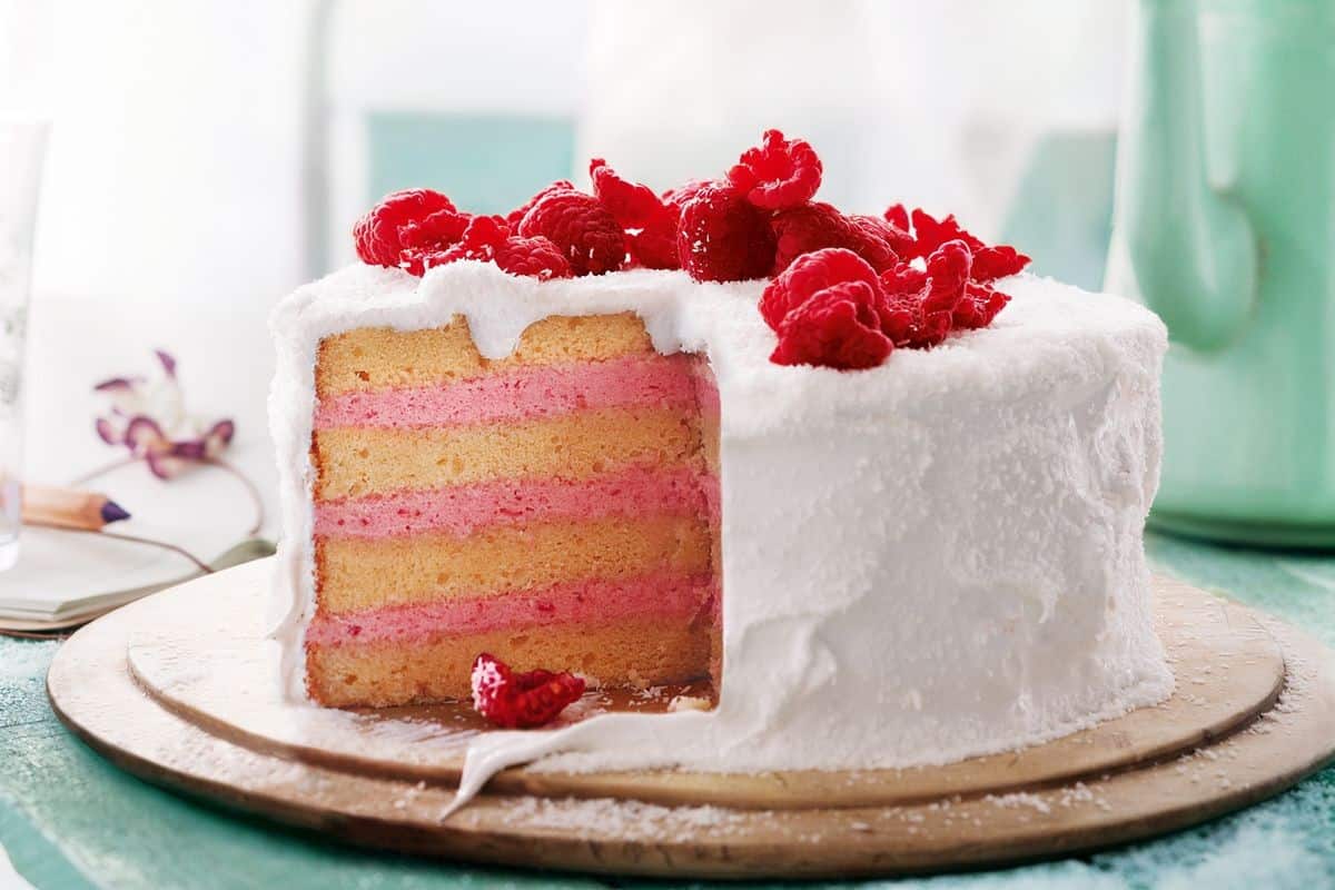 baskin robbins strawberry cake