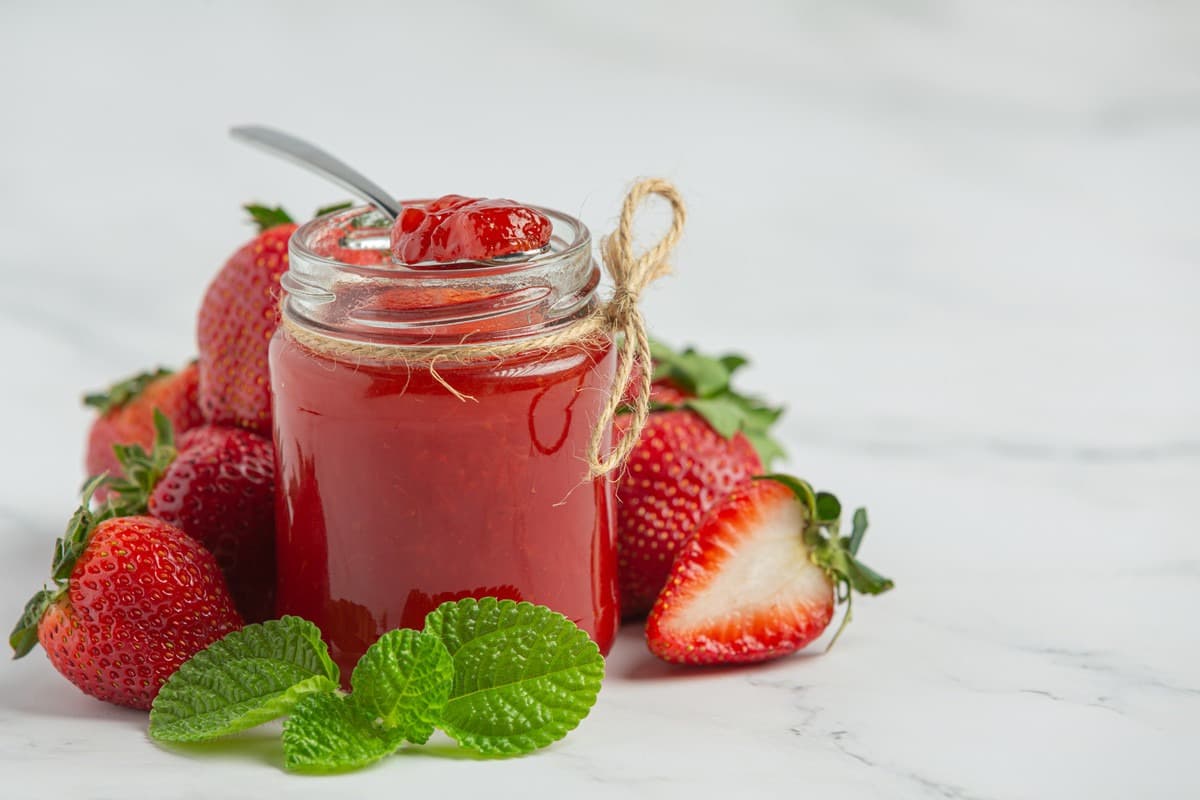 strawberry puree jam
