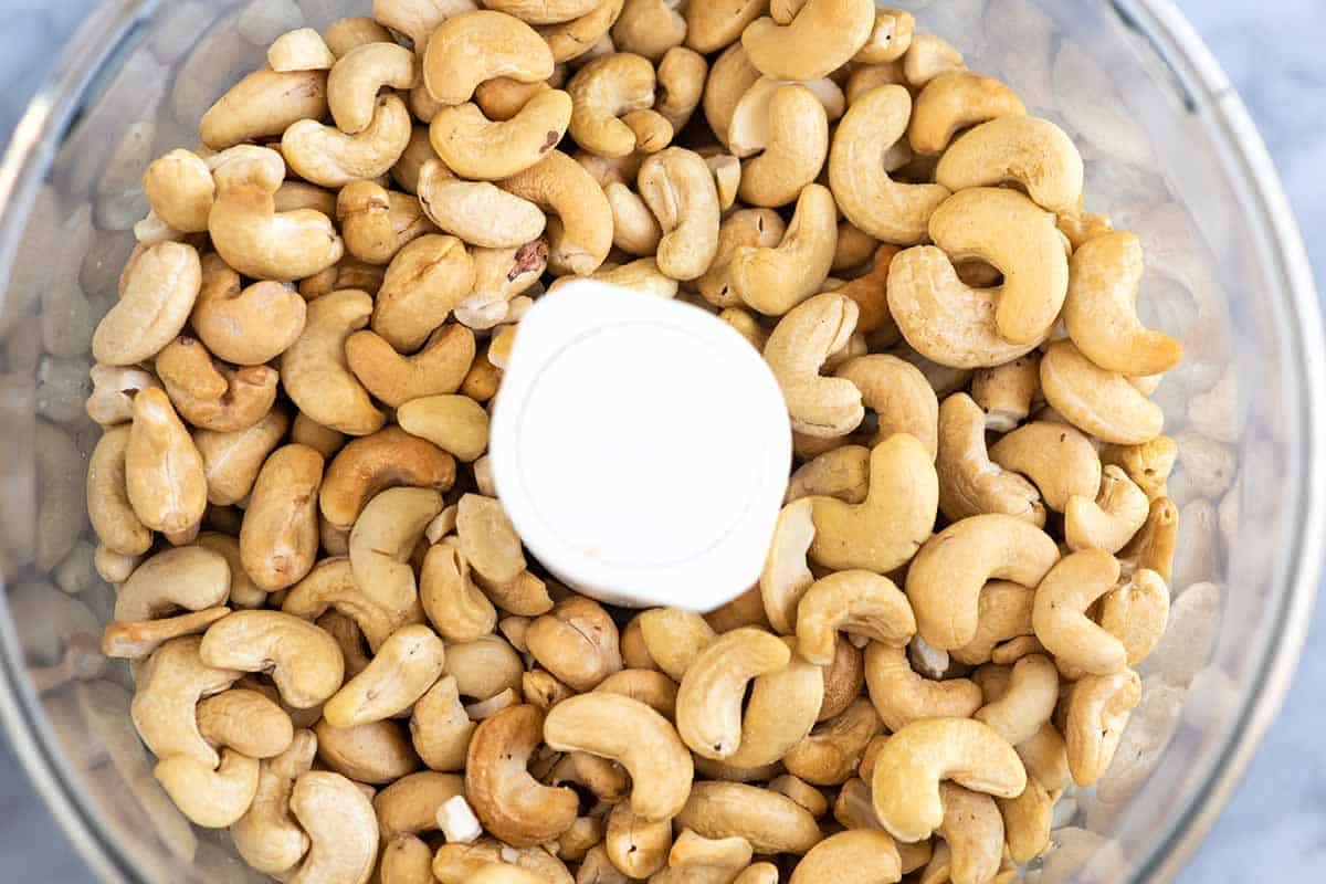 roasted cashews calories