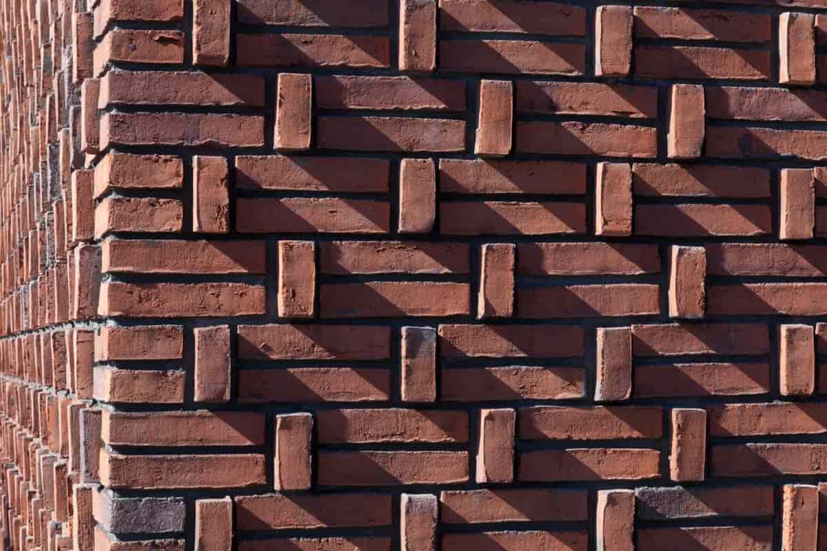 wire cut bricks disadvantages