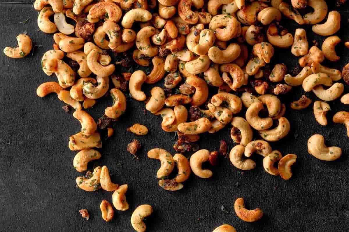 roasted cashew nuts