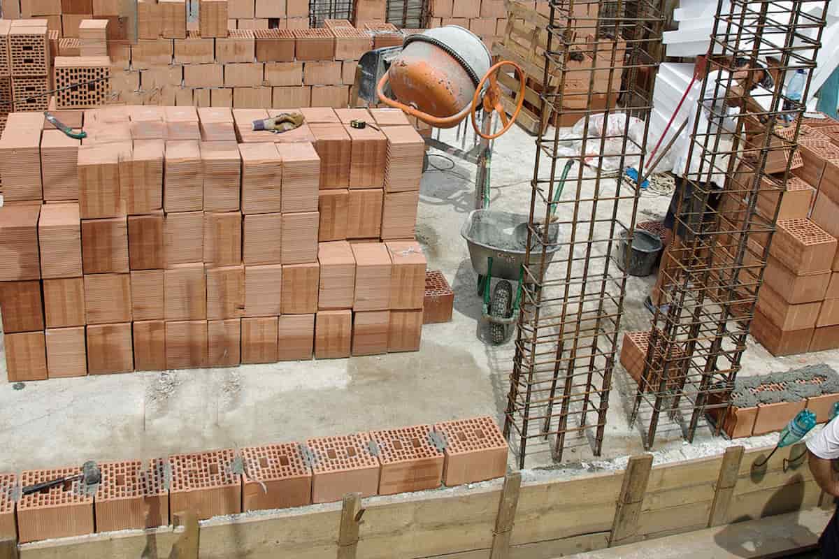 maxi bricks size