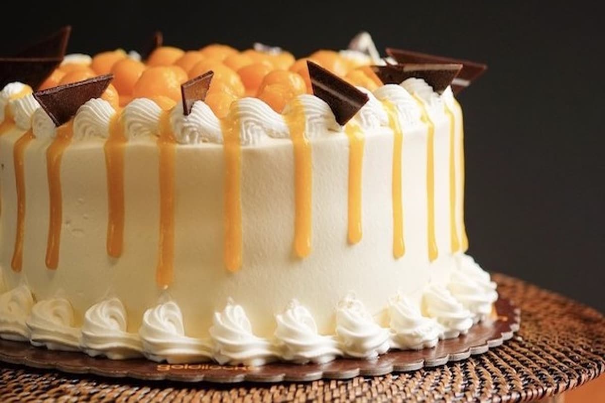 goldilocks birthday cake