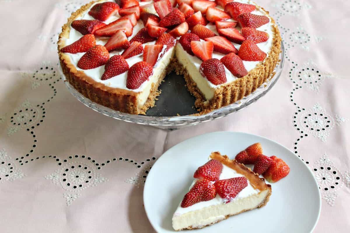 vizco's strawberry cake