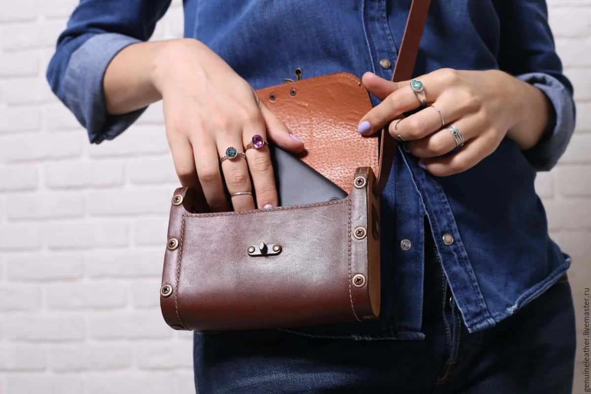 small leather purse
