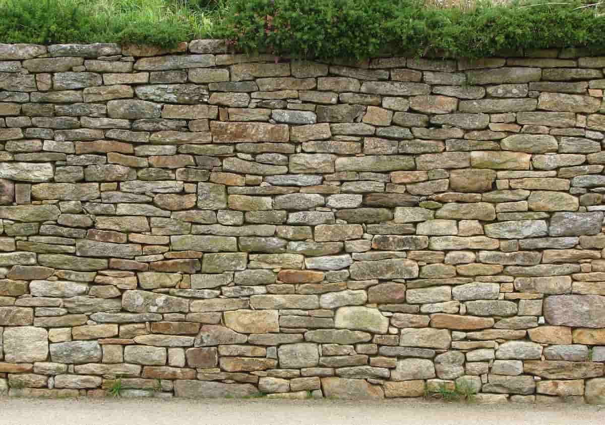 stone bricks wall