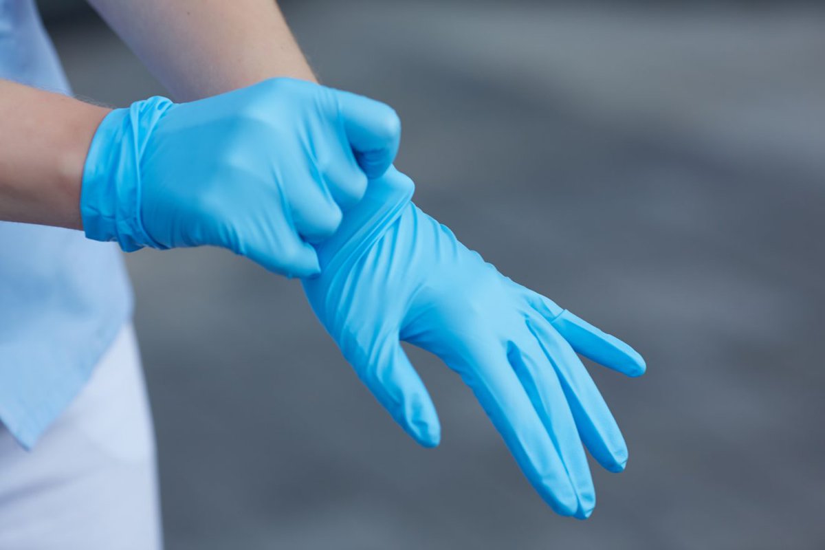 medical plastic gloves