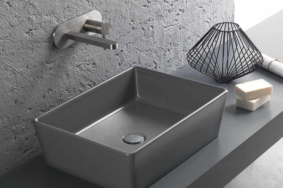 gray wash basin