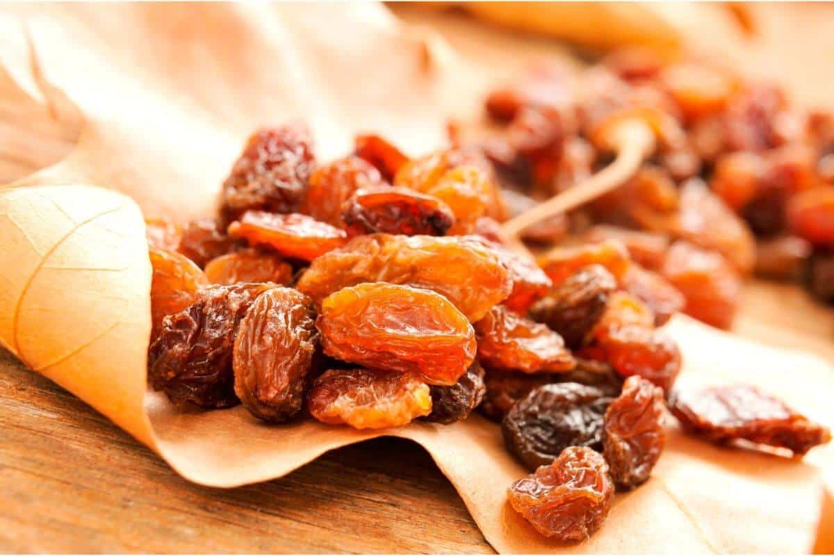 raisins seeds