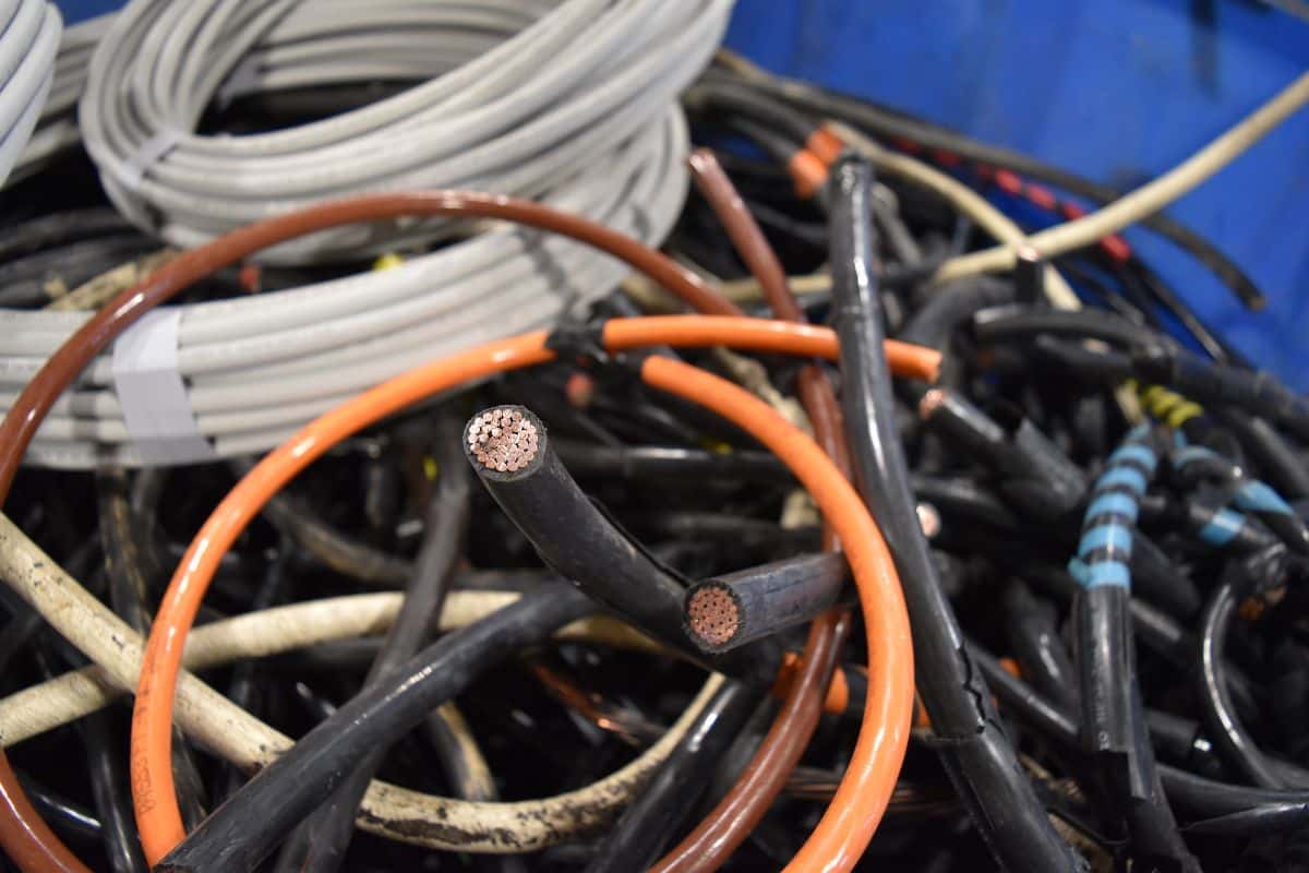 how to cut thick copper cable