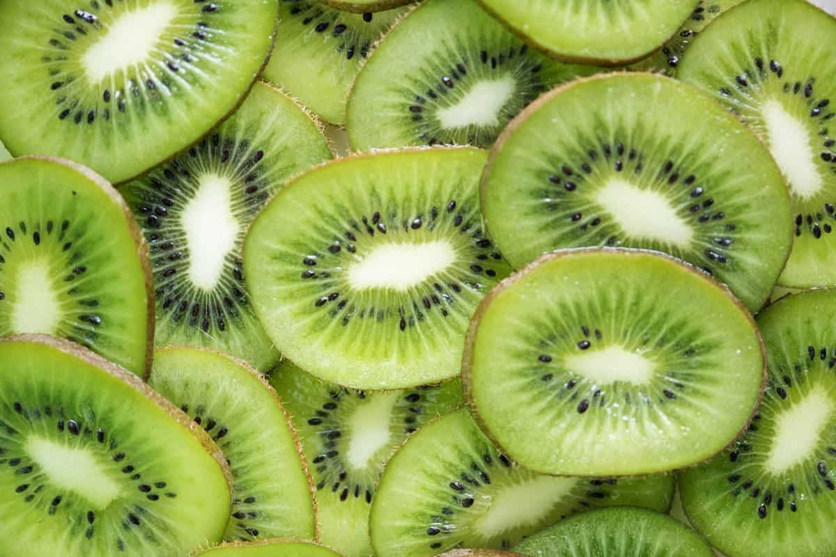 one kiwi calories