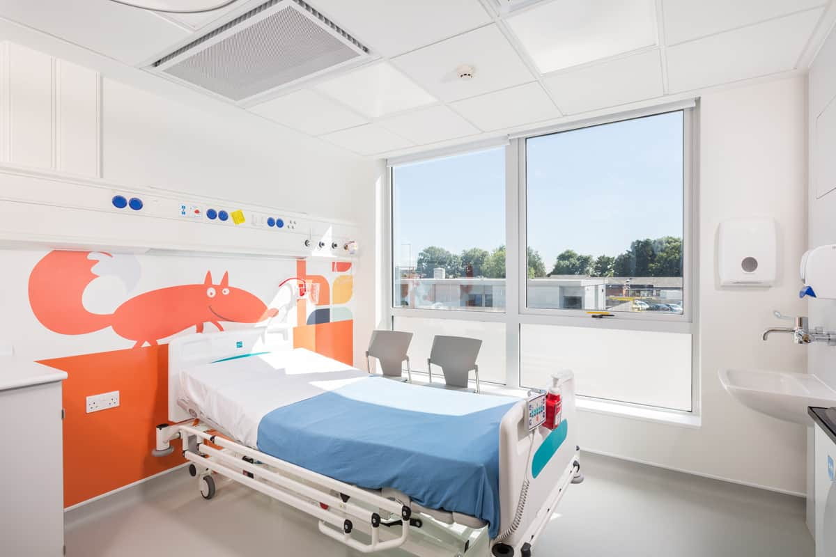 simple hospital bed design