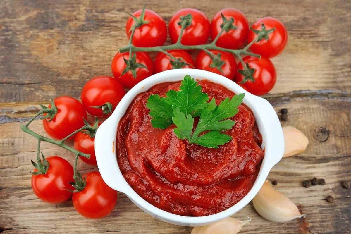 organic tomato paste