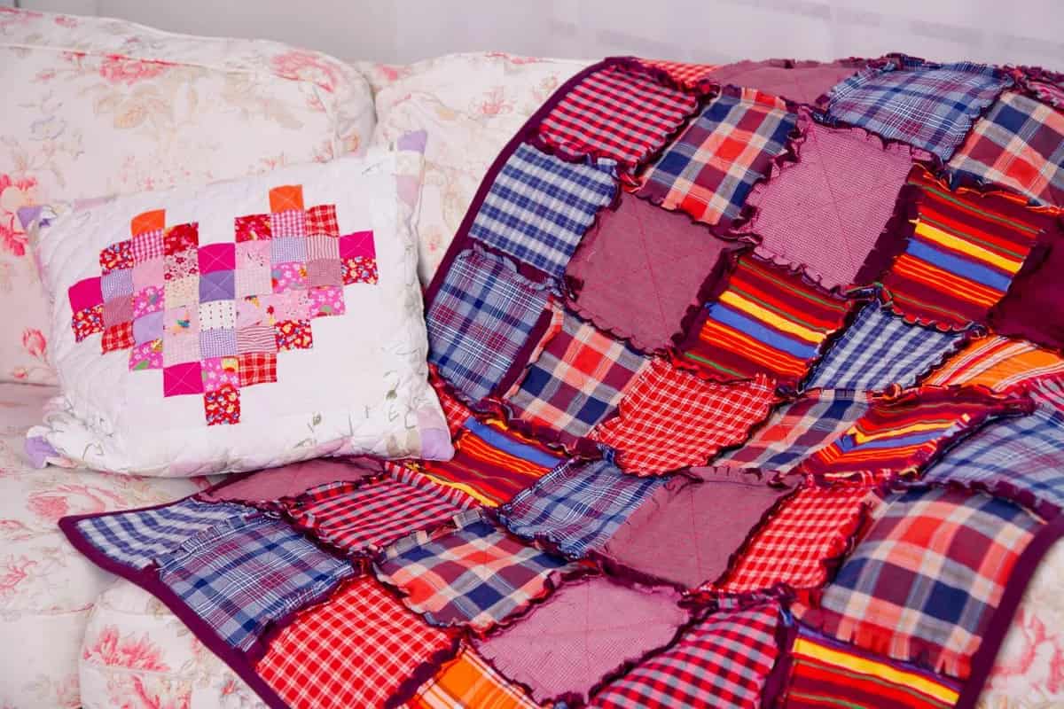 polyester quilt king size