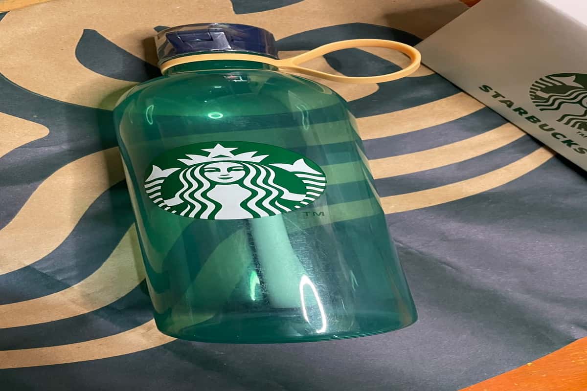 Starbucks Plastic Bottle; Damage Resistance Flexible Durable 2