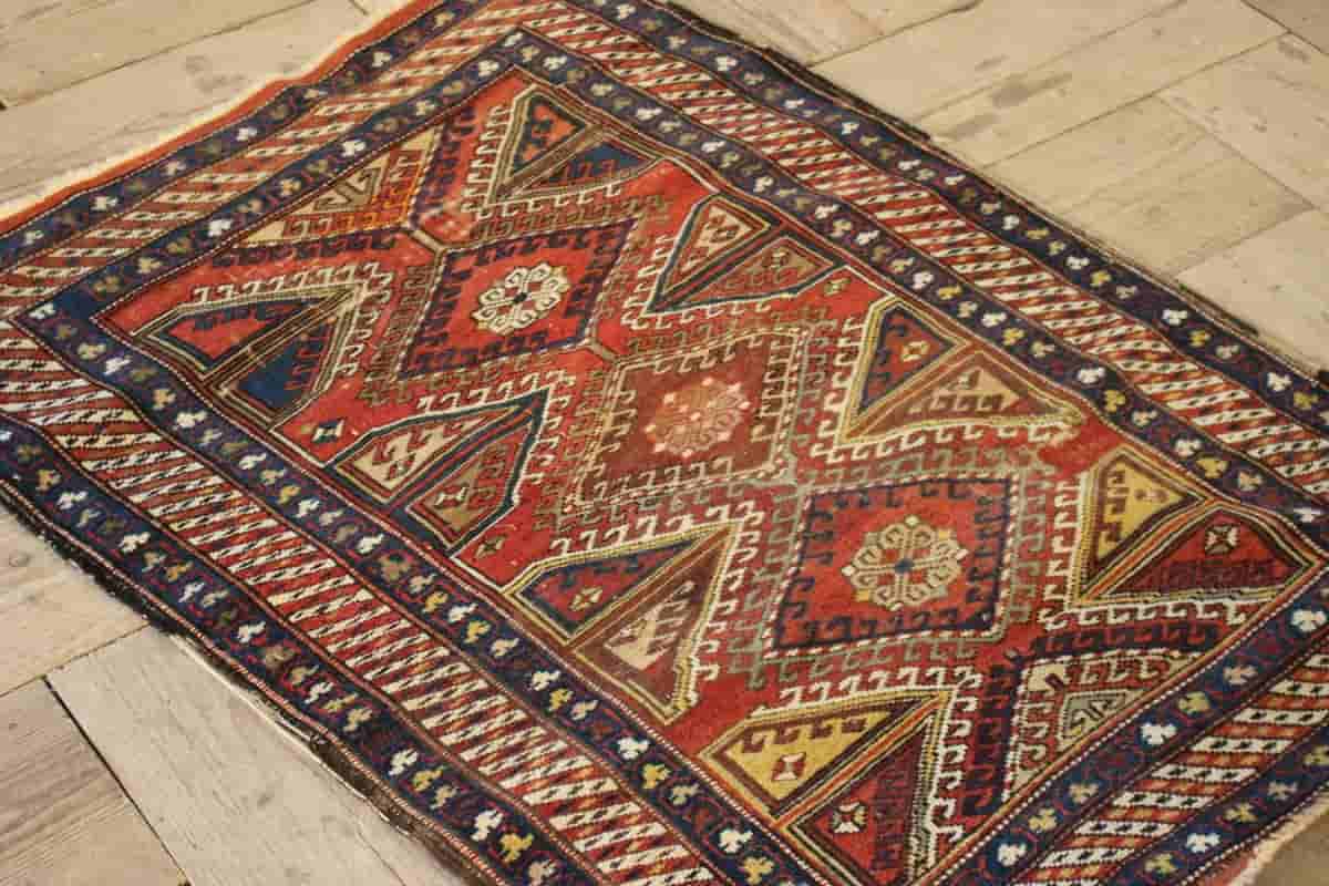 persian carpet kilim