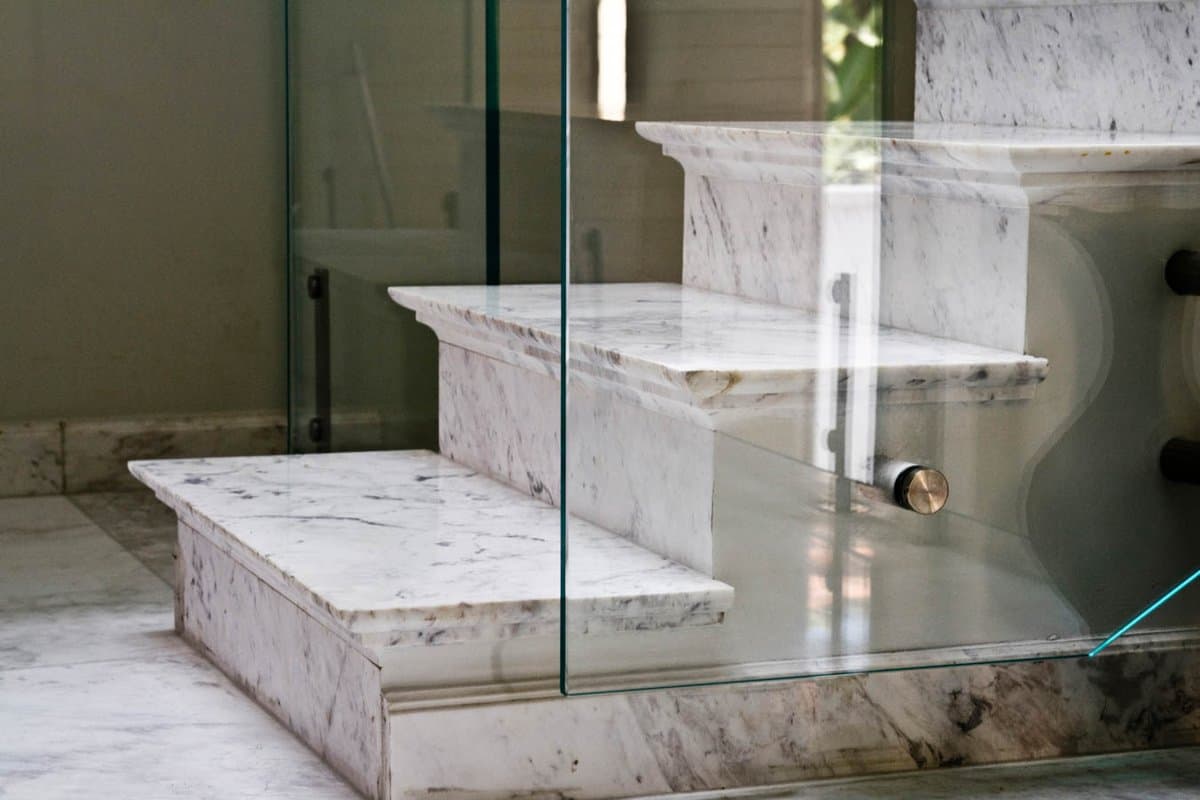 calacatta marble stairs