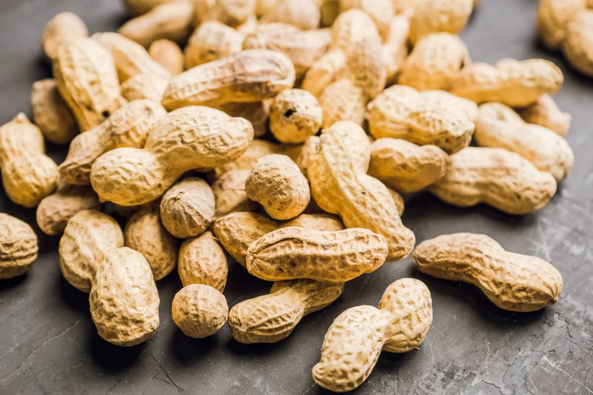 raw peanuts